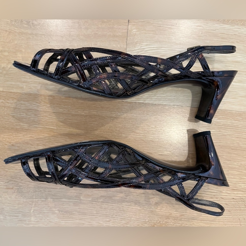 Stuart Weitzman “Tangle”, Cognac sandals. - Picture 3 of 5